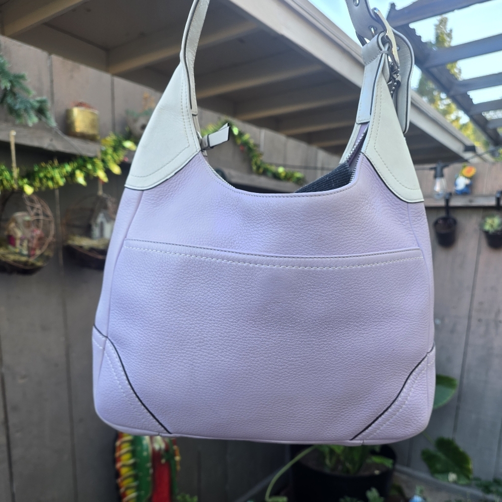 Coach Lavender and Cream Leather Shoulder Bag - Picture 2 of 6